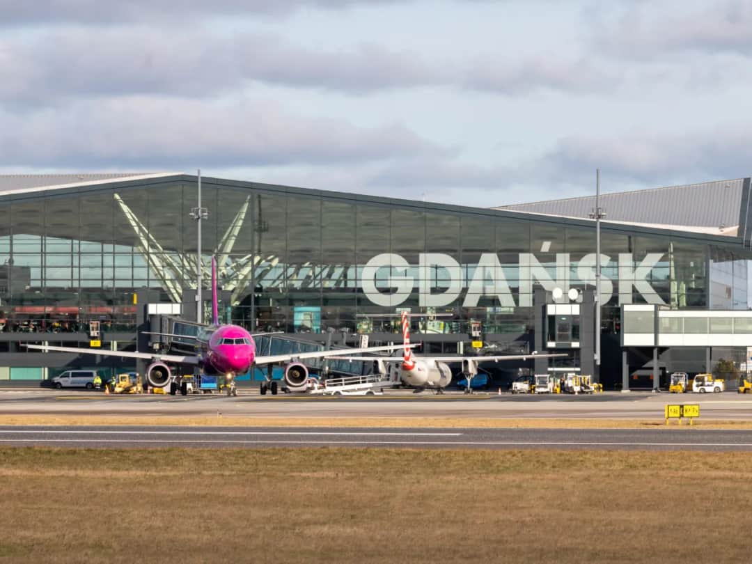 Gdzie polecisz z Łodzi? Kierunki, czartery i nowości na 2026!